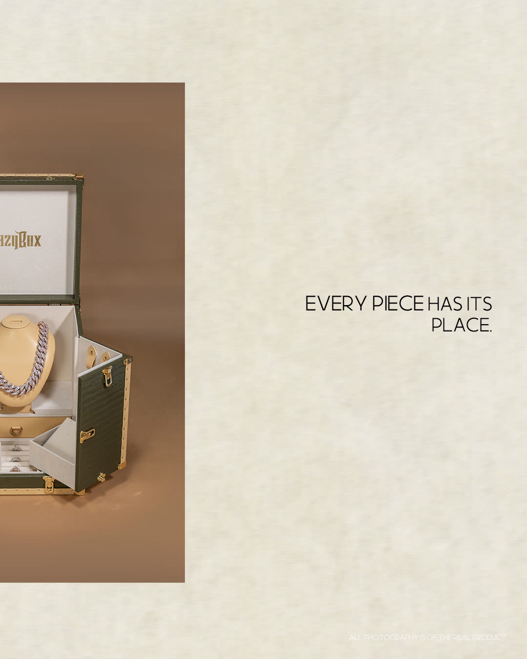 eazyBox interior with gold foil stamped logotype on the lining